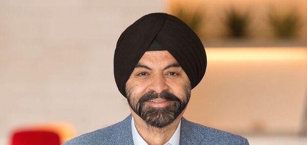 Joe Biden afirma que Ajay Banga, el nuevo presidente del Banco Mundial será un líder "transformador" - Revista PLUS