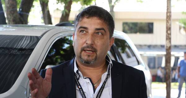 La Nación / Wildo Almirón afirma que denuncias de fraude electoral son “esquizofrénicas”