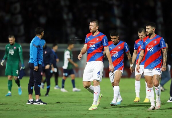 Versus / Bolivar castigó a Cerro Porteño e hizo historia en Paraguay