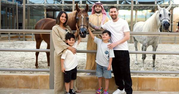 La Nación / El divertido paseo familiar en Arabia por el que Messi fue castigado