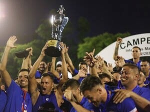Selección encarnacena de fútbol se enfrenta a un desafío internacional en la Copa San Isidro de Curuguaty.