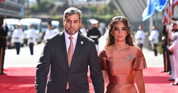 La Nación / Abdo prioriza viaje a Inglaterra para la coronación de Carlos III