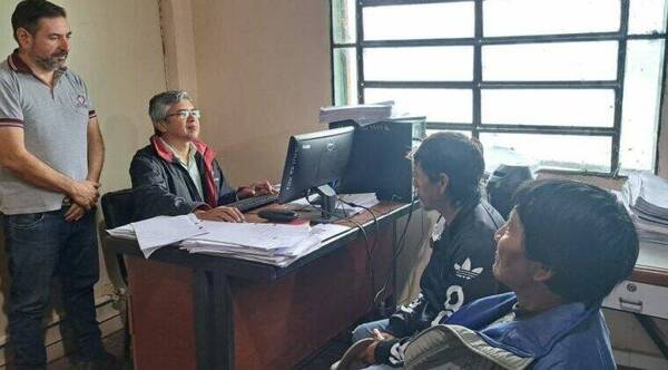 Nativos denuncian a "payistas" por supuestas intimidaciones