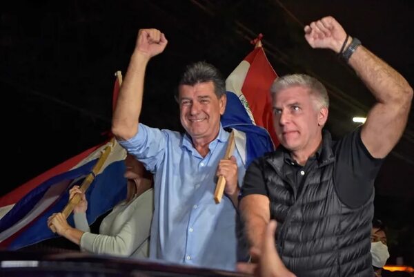 Agustín Saguier: “Dejémonos de joder, nos ganaron grande y bien” - Política - ABC Color