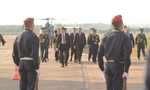 Presidente viajó a Londres para participar de la coronación de Carlos III