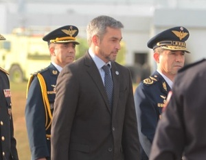 Presidente Abdo viajó a Londres para participar de la coronación de Carlos III