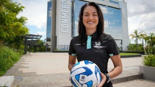 La primera mujer al mando de un equipo VAR de Conmebol