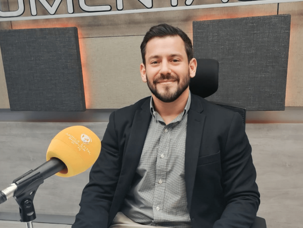 Ministro del TSJE explica proceso de juzgamiento de actas · Radio Monumental 1080 AM