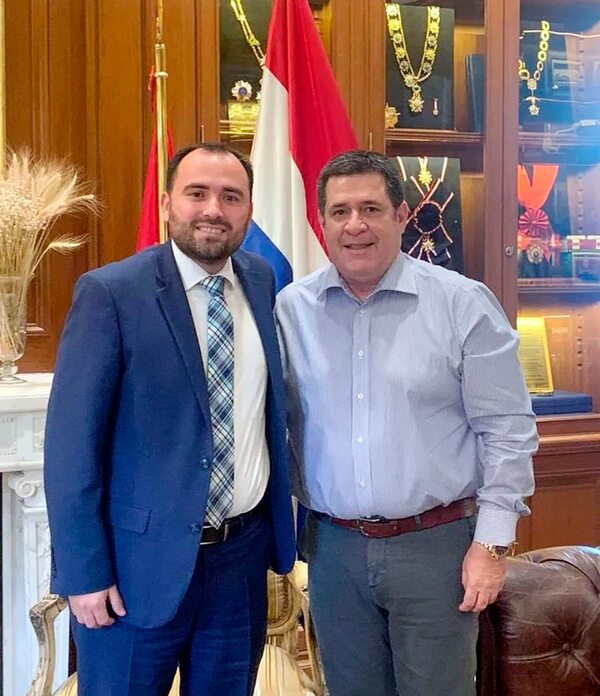 Senado cuestiona a la Cancillería que Bogarín Alfonso siga como diplomático - Política - ABC Color