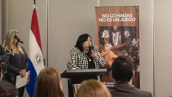 Ministra de la Niñez cuestionó elección de Mbururu
