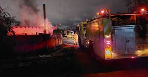 La Nación / Sofocan incendio en planta asfáltica de Municipalidad de Asunción