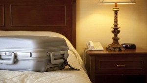 China: turista demandó a hotel tras dormir con cadáver debajo de la cama - Unicanal
