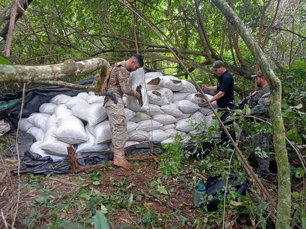 Diario HOY | Operativo antidroga en Yby Yaú deja pérdida de casi US$ 15 millones a traficantes