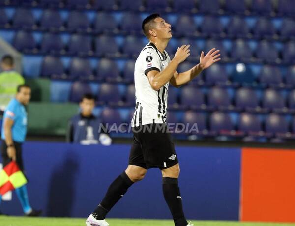 [VIDEO] Mirá el gol de Oscar Cardozo, el primero del "Guma"