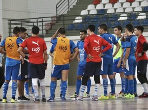 La Albirroja Futsal FIFA Absoluta arranca el año - APF