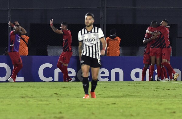 Diario HOY | Libertad vuelve a perder y se complica en la Libertadores