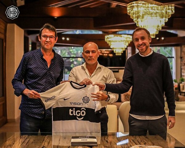 El legendario Raúl Vicente Amarilla vuelve a laburar en Olimpia