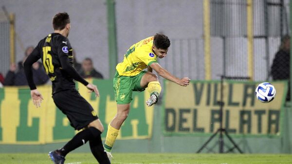 Defensa y Justicia aplasta a Peñarol