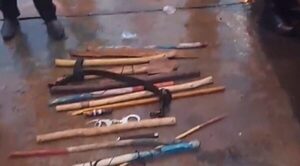 Incautan machetes, gas pimienta y picanas eléctricas en poder de “payistas” frente al TSJE