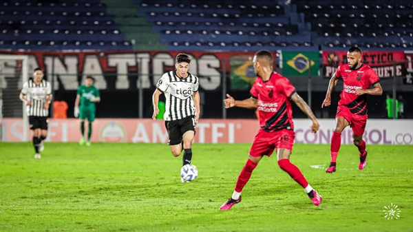 Libertad volvió a caer en la fase de grupos de la Copa Libertadores - trece
