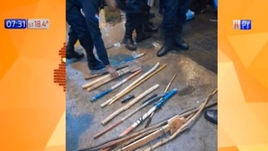 Incautan armas blancas y contundentes en poder de supuestos manifestantes - Noticias Paraguay