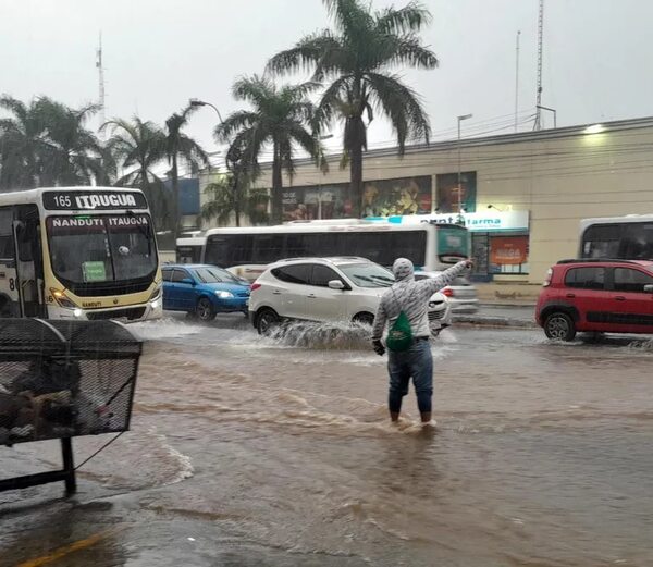 Tres cosas que tenés que hacer después de mojarte con la lluvia o cruzar un raudal - Nacionales - ABC Color