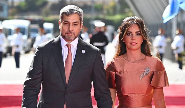 Mario Abdo viaja a Londres para la coronación de Carlos III - Noticiero Paraguay
