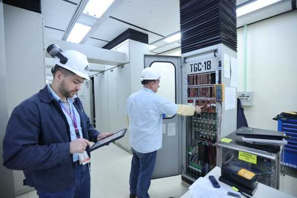 Itaipú anuncia convocatoria para cubrir 220 vacancias y lanza app de movilidad eléctrica - MarketData