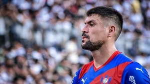 Cerro: ¿Por qué Juan Patiño no jugó ante Bolívar?