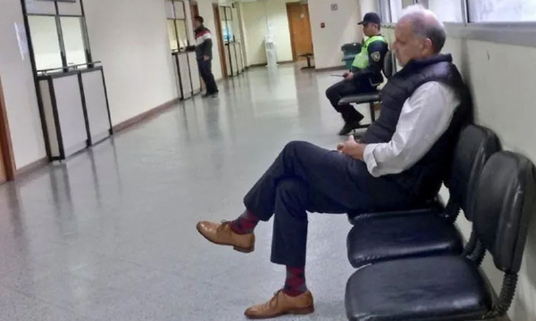 Tras ser imputado, el ex ministro de la SEN Joaquín Roa se presenta ante la Justicia - OviedoPress