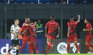 Libertad sucumbe una vez más en la Libertadores - C9N