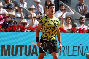 Diario HOY | Alcaraz festeja su cumpleaños 20 con el paso a la final en Madrid