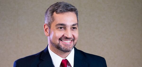 Mario Abdo Benítez propone reglamentar la senaduría vitalicia en Paraguay - Revista PLUS