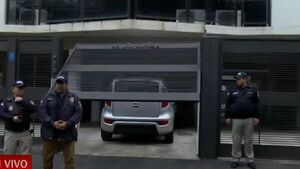 Allanan edificio en investigación por supuesta estafa en Asunción