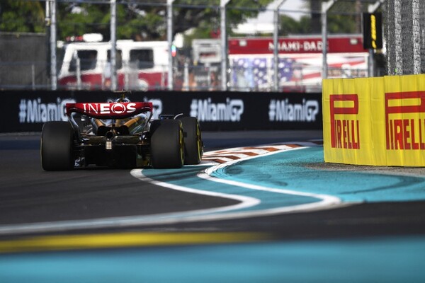 Diario HOY | Los Mercedes de Russell y Hamilton marcan el ritmo en Miami