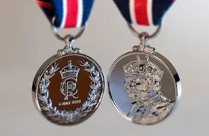 Coronación Rey Carlos III: ¿Qué es la medalla de coronación y quién la puede recibir? - Mundo - ABC Color