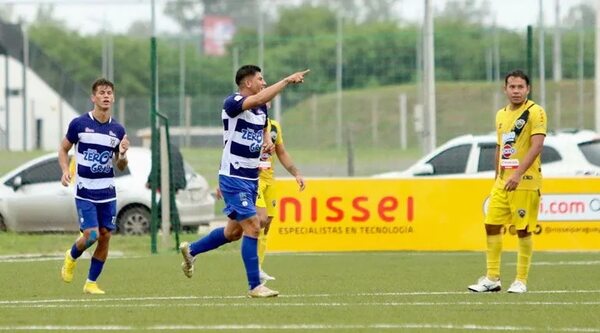 División Intermedia: El “Gallo”, en línea superior - Fútbol de Ascenso de Paraguay - ABC Color