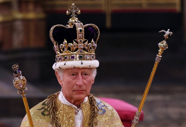 El rey Carlos III fue coronado en una histórica ceremonia para el Reino Unido - .::Agencia IP::.
