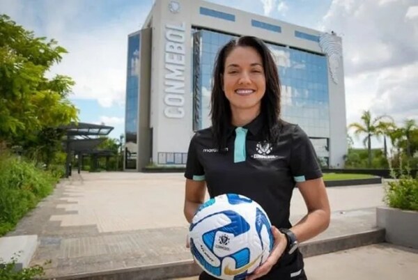 LA PRIMERA MUJER AL MANDO DE UN EQUIPO VAR DE CONMEBOL