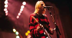 La Nación / Subastarán una guitarra Fender destrozada de Kurt Cobain