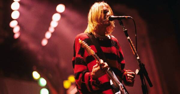 La Nación / Subastarán una guitarra Fender destrozada de Kurt Cobain