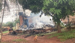 Diario HOY | Hombre se puso celoso tras revisar el celular de su pareja y quemó la casa