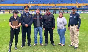 Operativo fiscal y policial en estadio de Luqueño •