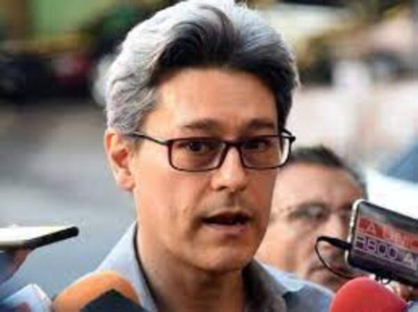 El Frente Guasu terminó identificándose con los partidos tradicionales, dice Camilo Soares