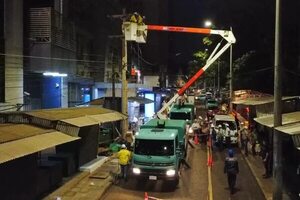 Ponen en funcionamiento líneas subterráneas en el microcentro de Ciudad del Este  - ABC en el Este - ABC Color
