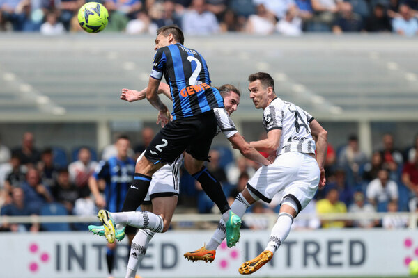 Versus / Juventus derrota de visitante a Atalanta y se acerca a Champions League