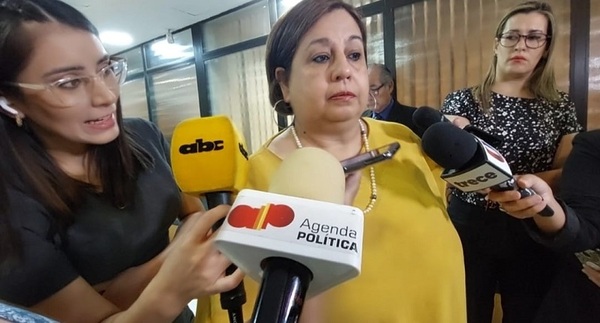 Esperanza Martínez asegura que «el Frante Guasú no desapareció del Paraguay»