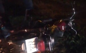 Motociclista sufre lesiones tras chocar contra un motocarro