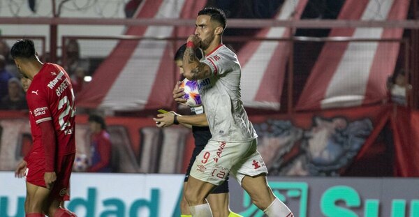 Versus / El capitán Gabriel Ávalos rescata a Argentinos y frustra a Independiente