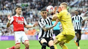 El Arsenal se aferra a la Premier